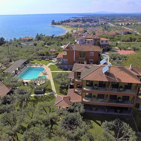 Sunday Resort Gerakini Esterno foto