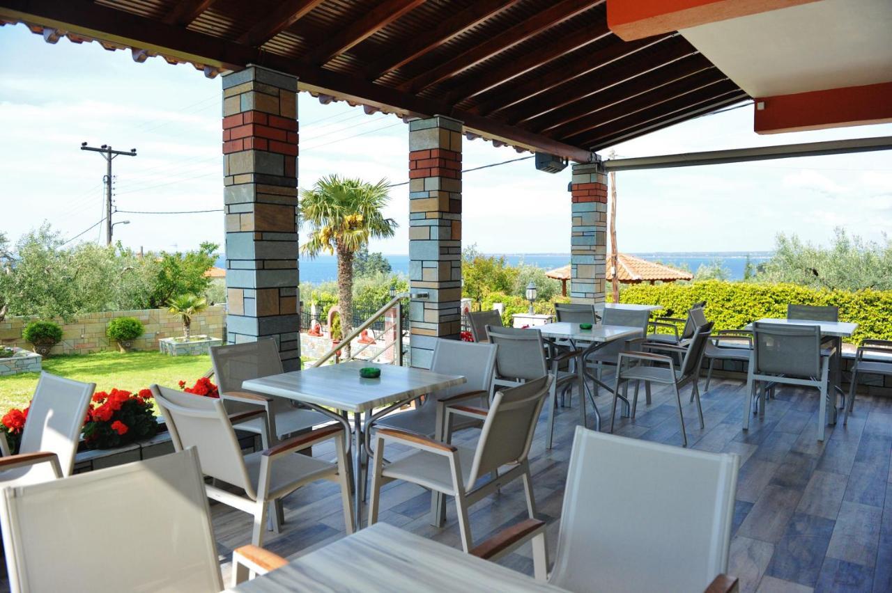 Sunday Resort Gerakini Esterno foto