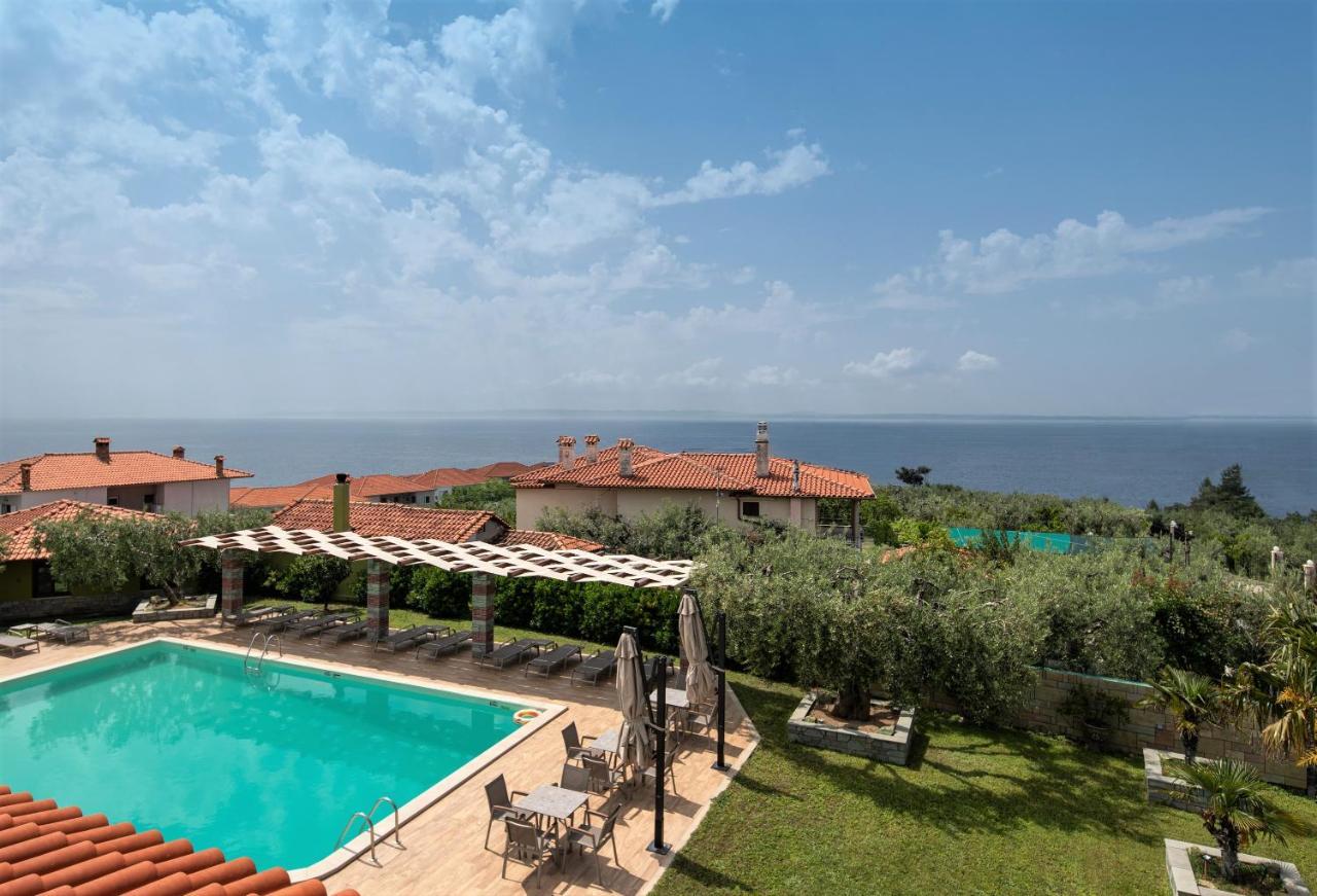 Sunday Resort Gerakini Esterno foto