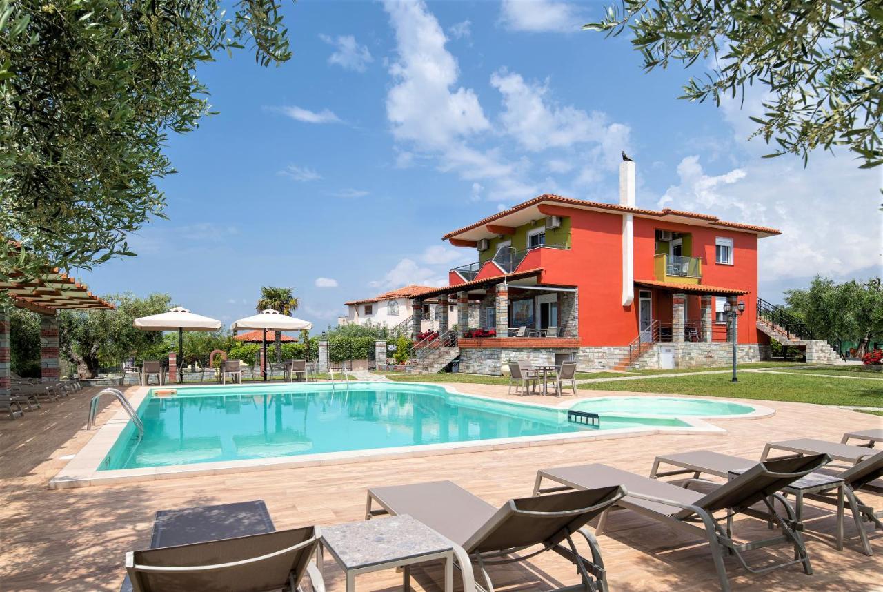 Sunday Resort Gerakini Esterno foto